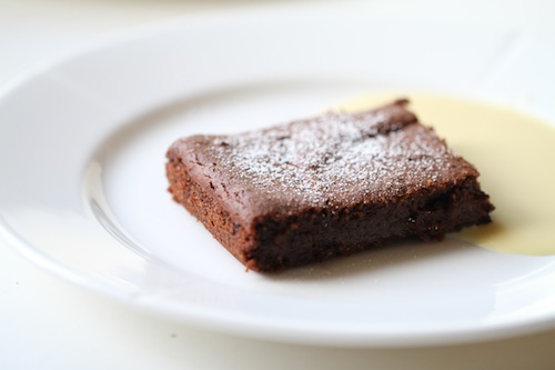 kladdkaka med svarta bönor